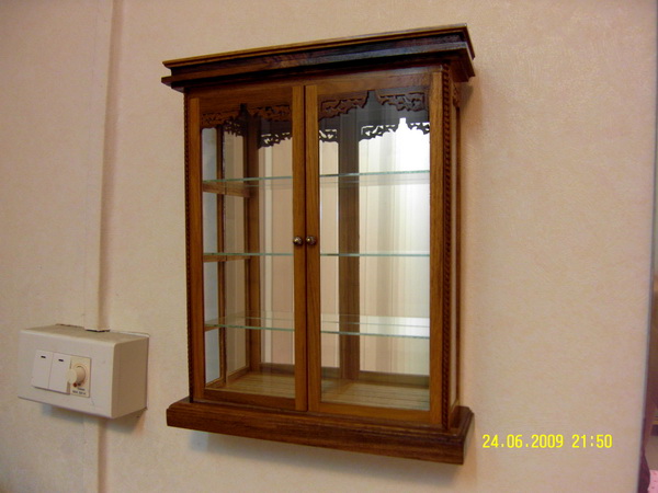 รูปภาพที่1 ของสินค้า : K018 - ตู้ไม้สัก แบบแขวนผนัง 2 ประตู