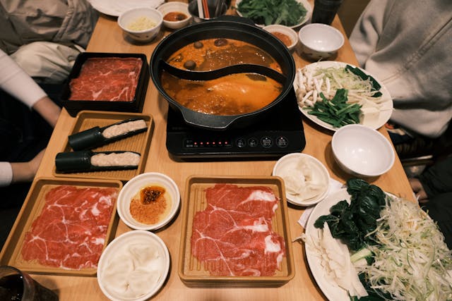 Cmon Shabu: The Ultimate Hot Pot Experience Awaits!